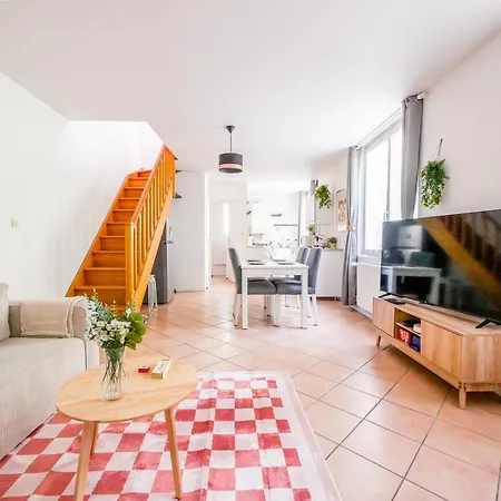 Cozy Family House 2 Bedrooms Free Parking * Dijon