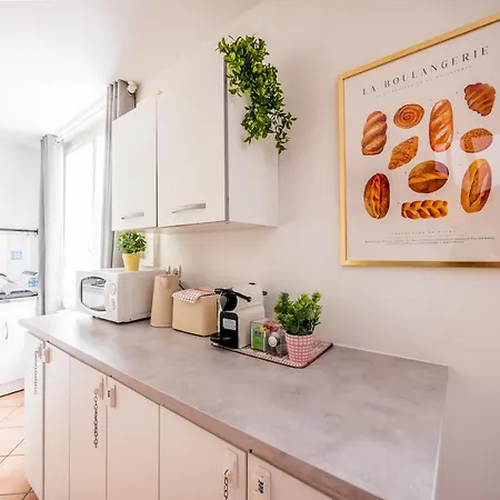 Cozy Family House 2 Bedrooms Free Parking Dijon